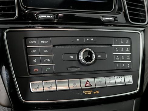 Used 2019 Mercedes-Benz GLE 43 AMG 4MATIC Coupe w/ Premium 3 Package image 34