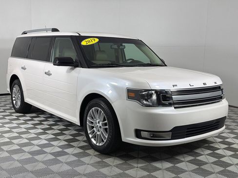 Used 2019 Ford Flex SEL w/ Equipment Group 202A image 3