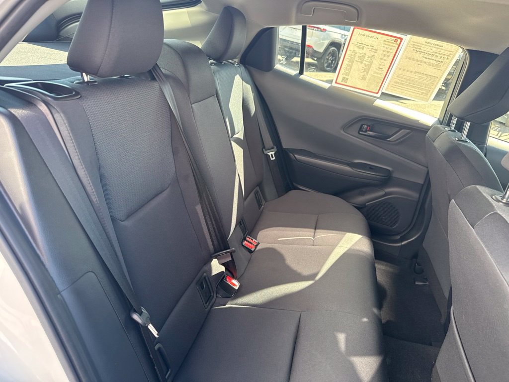 Certified 2023 Toyota Prius LE FWD image 33