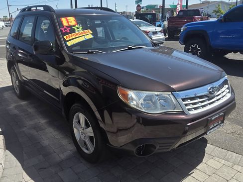 Used 2013 Subaru Forester 2.5X w/ Alloy Wheel Pkg AWD/4WD image 3