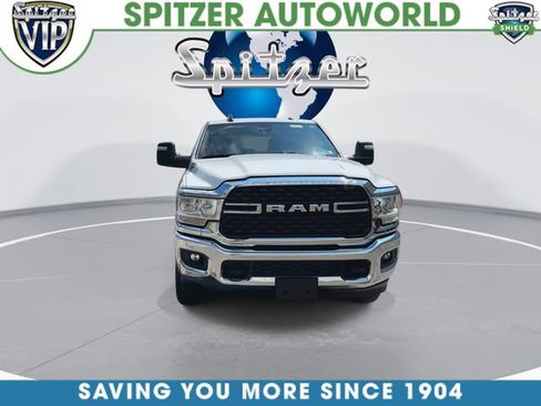 Used 2024 RAM 2500 Big Horn AWD/4WD image 3