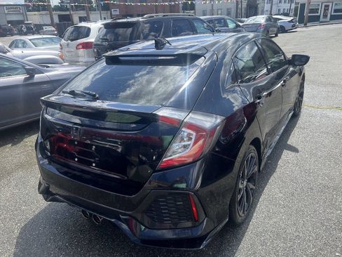 Used 2017 Honda Civic Sport image 9