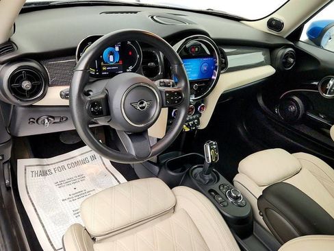 Used 2024 MINI Cooper SE w/ Signature Upholstery Package FWD image 12