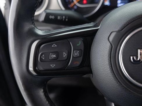 Used 2018 Jeep Wrangler Unlimited Sport S image 36