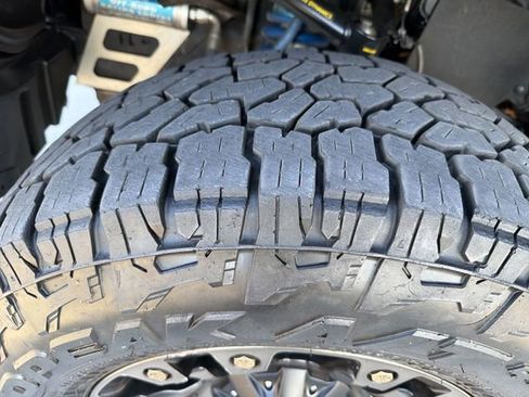 Used 2019 Toyota Tundra SR5 AWD/4WD image 30