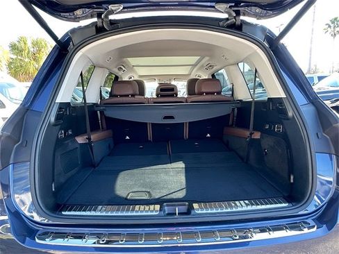 Used 2024 Mercedes-Benz GLS 580 4MATIC image 25