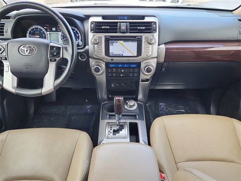 Used 2015 Toyota 4Runner Limited image 21