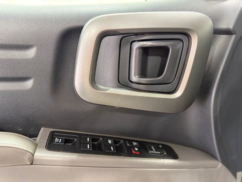 Used 2011 Honda Ridgeline RTL image 12