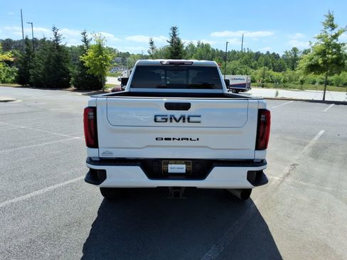 Used 2025 GMC Sierra 2500 Denali Ultimate AWD/4WD image 6