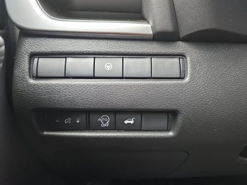 New 2026 Nissan Rogue SV FWD image 10
