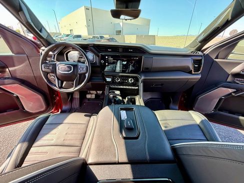 Used 2022 GMC Sierra 1500 AT4X image 41