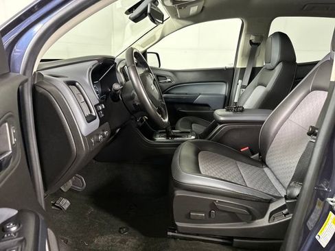 Used 2018 Chevrolet Colorado Z71 w/ Centennial Edition image 11