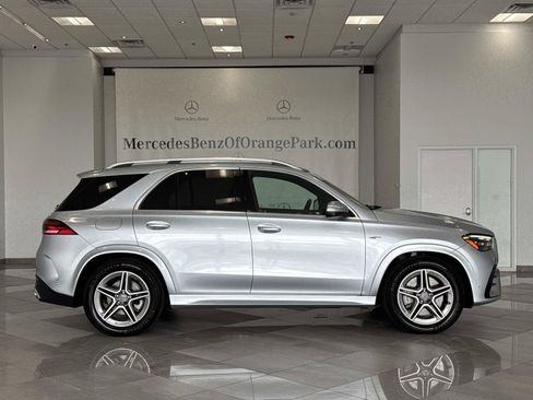 Used 2024 Mercedes-Benz GLE 53 AMG 4MATIC image 3