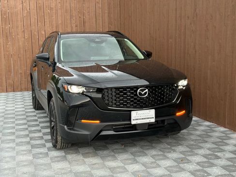 Used 2025 MAZDA CX-50 AWD 2.5 Hybrid w/ Premium Pkg image 10