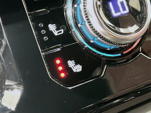 Used 2024 GMC Sierra 3500 Denali Ultimate image 21