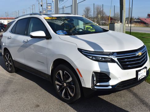 Used 2023 Chevrolet Equinox Premier image 9