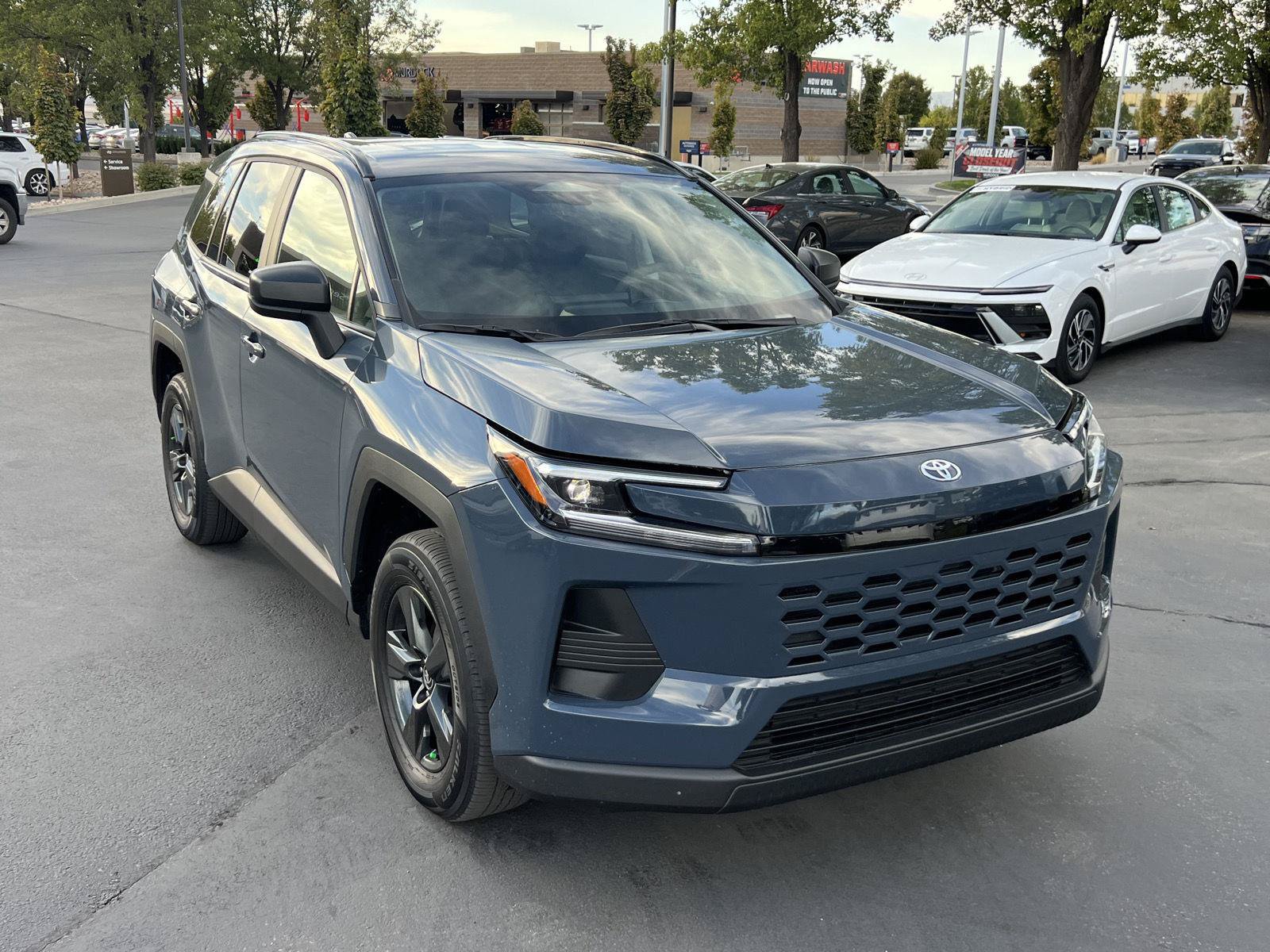Used 2026 Toyota RAV4 LE AWD/4WD image 12