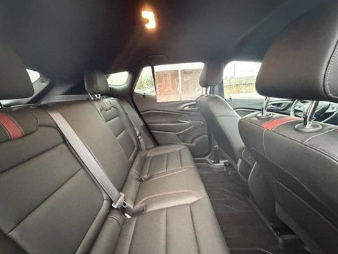 Used 2024 Chevrolet Trax RS image 18