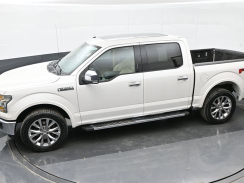 Used 2016 Ford F150 Lariat image 33