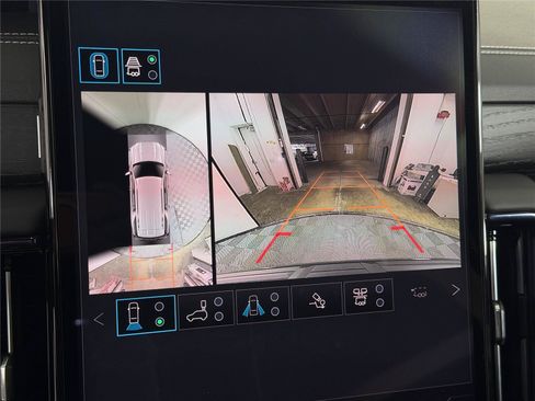 New 2026 GMC Yukon AT4 Ultimate AWD/4WD image 32