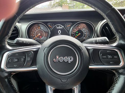 Used 2020 Jeep Gladiator Sport w/ Quick Order Package 24S image 16