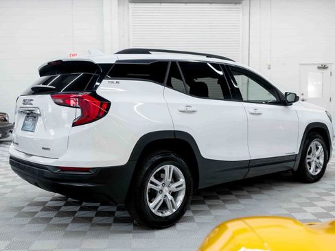 Used 2019 GMC Terrain SLE w/ Driver Convenience Package AWD/4WD image 7