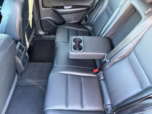 Used 2023 Nissan Rogue SV w/ SV Premium B Package image 15