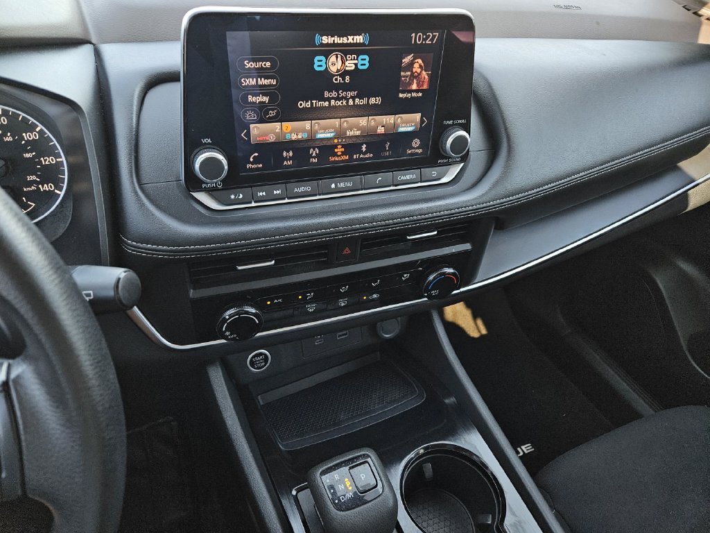 Used 2023 Nissan Rogue S FWD image 19