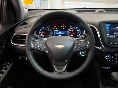 Used 2024 Chevrolet Equinox LT w/ LPO, Floor Liner Package AWD/4WD image 10