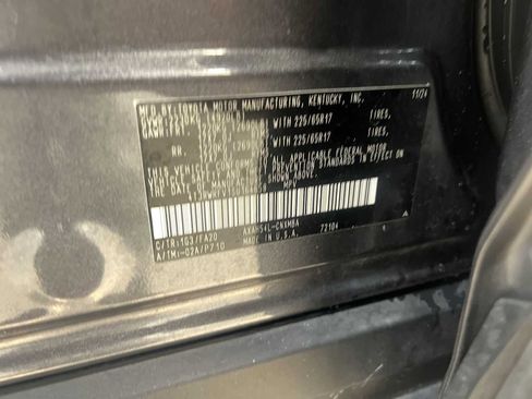 Used 2025 Toyota RAV4 XLE image 40