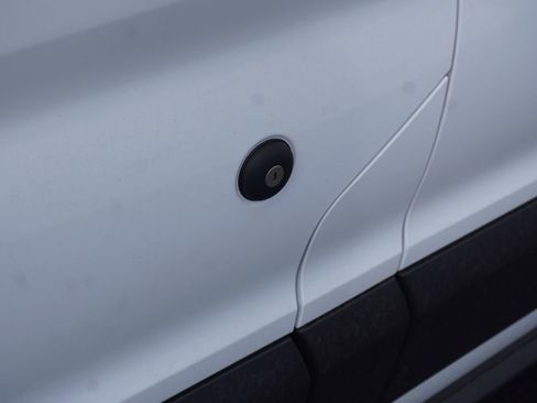 New 2025 Ford Transit 250 148 Medium Roof image 38