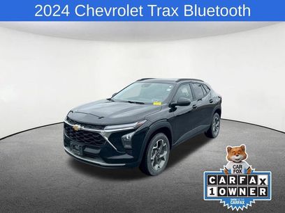 Used 2024 Chevrolet Trax LT w/ Driver Confidence Package