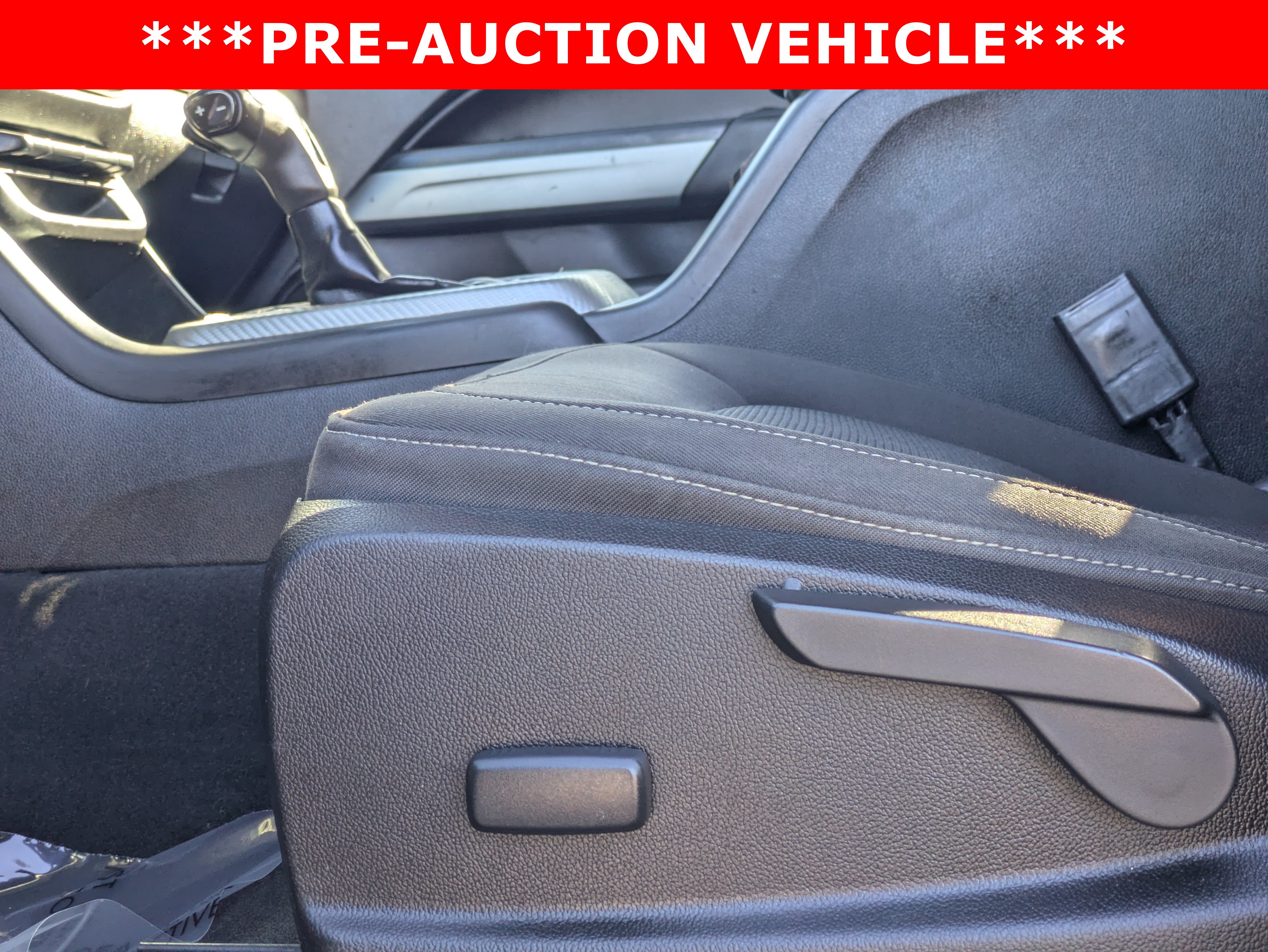 Used 2020 Chevrolet Colorado LT RWD image 26