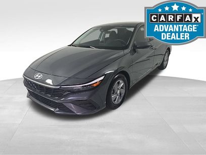 Used 2024 Hyundai Elantra SE