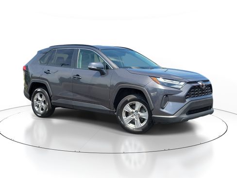 Used 2024 Toyota RAV4 XLE FWD image 1