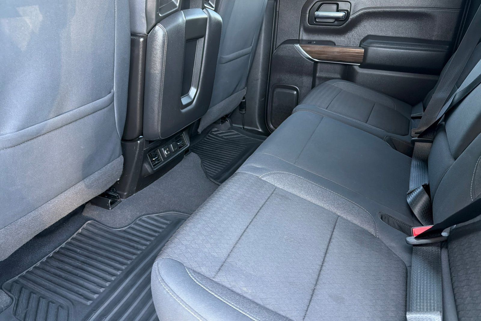 Used 2019 Chevrolet Silverado 1500 RST w/ All-Star Edition AWD/4WD image 9