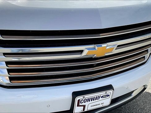 Used 2024 Chevrolet Tahoe High Country w/ Premium Package AWD/4WD image 34
