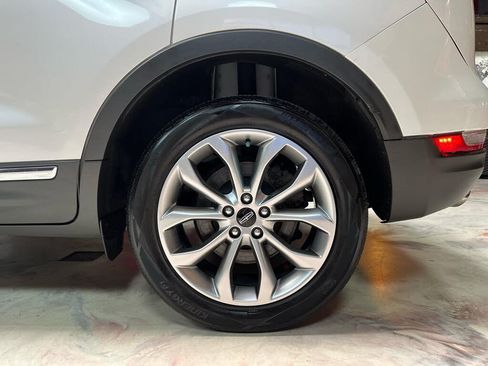 Used 2019 Lincoln MKC Select w/ Select Plus Package AWD/4WD image 33