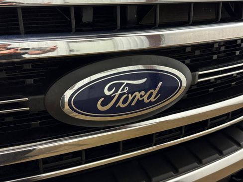 Used 2022 Ford F250 Lariat w/ Lariat Ultimate Package AWD/4WD image 55