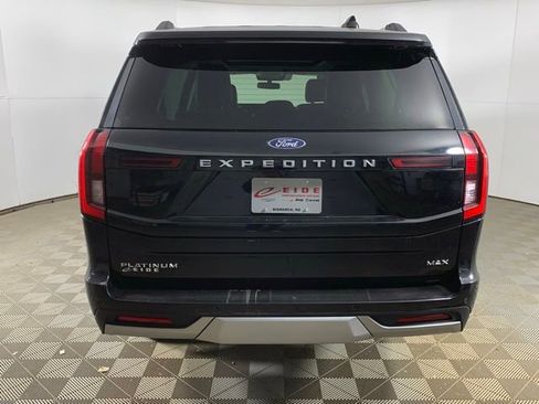 Used 2025 Ford Expedition Max Platinum AWD/4WD image 5