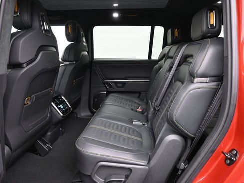 Used 2024 Rivian R1S Adventure AWD/4WD image 19