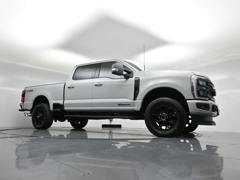 New 2026 Ford F250 XLT w/ XLT Premium Package image 3