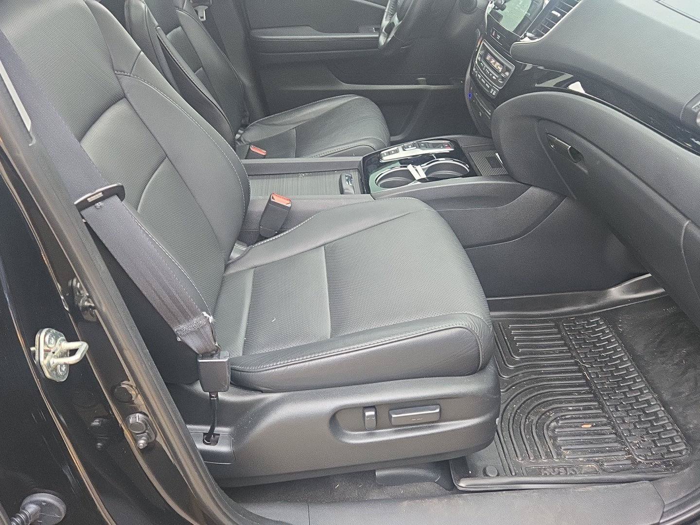 Used 2020 Honda Pilot Elite image 12