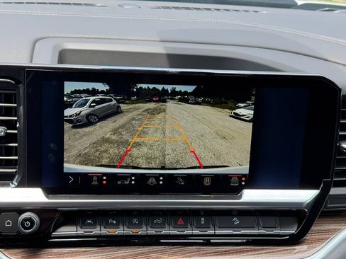 New 2026 Chevrolet Silverado 1500 LT Trail Boss w/ LT Trail Boss Premium Package AWD/4WD image 16
