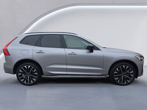 New 2026 Volvo XC60 T8 Ultra w/ Protection Package Premier AWD/4WD image 3