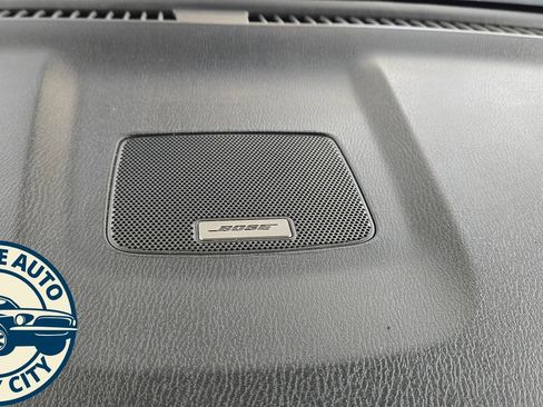 Used 2019 Nissan Pathfinder SL AWD/4WD image 15