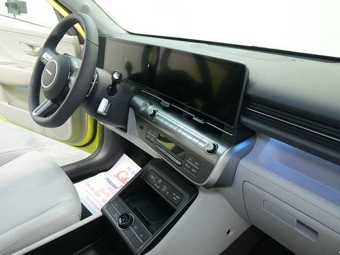 New 2026 Hyundai Kona SEL Premium image 25