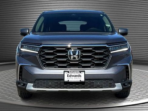 Used 2025 Honda Pilot EX-L image 2