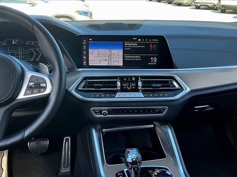 Used 2023 BMW X6 xDrive40i w/ Executive Package image 9
