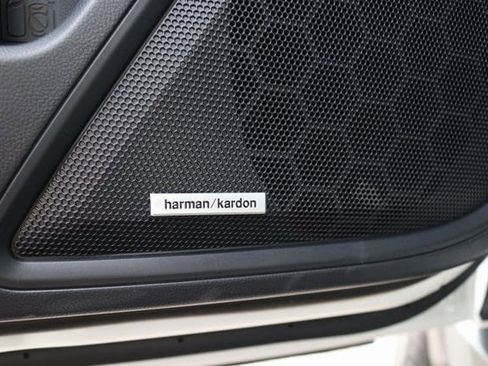 New 2025 Subaru Outback Limited XT image 24